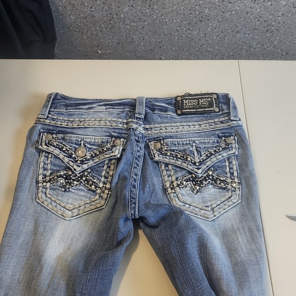 Miss Me Jeans Size 26 Boot Cut, Western Style,Rhinestones, Bling Design, Womens - Picture 13 of 15